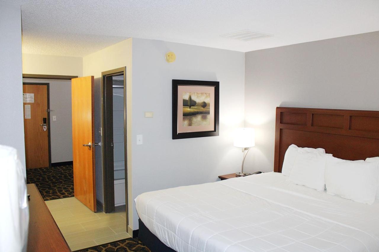 Greenlight Inn & Suites St James Saint James Екстериор снимка