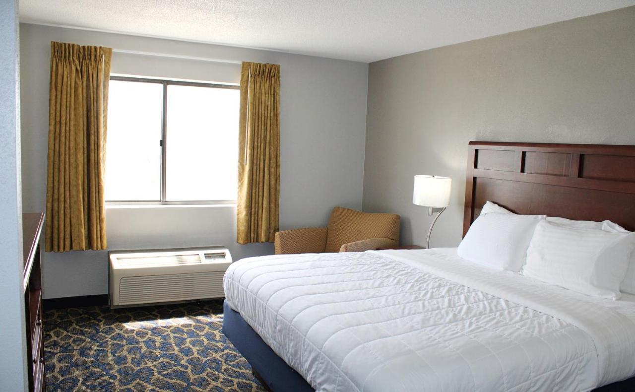 Greenlight Inn & Suites St James Saint James Екстериор снимка