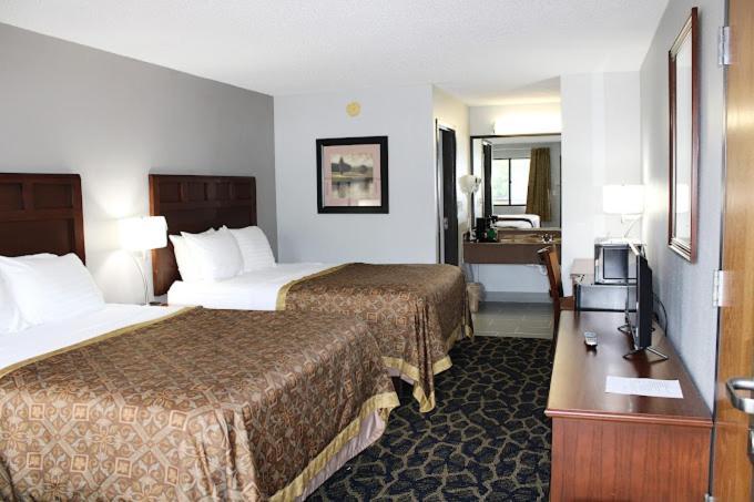 Greenlight Inn & Suites St James Saint James Екстериор снимка
