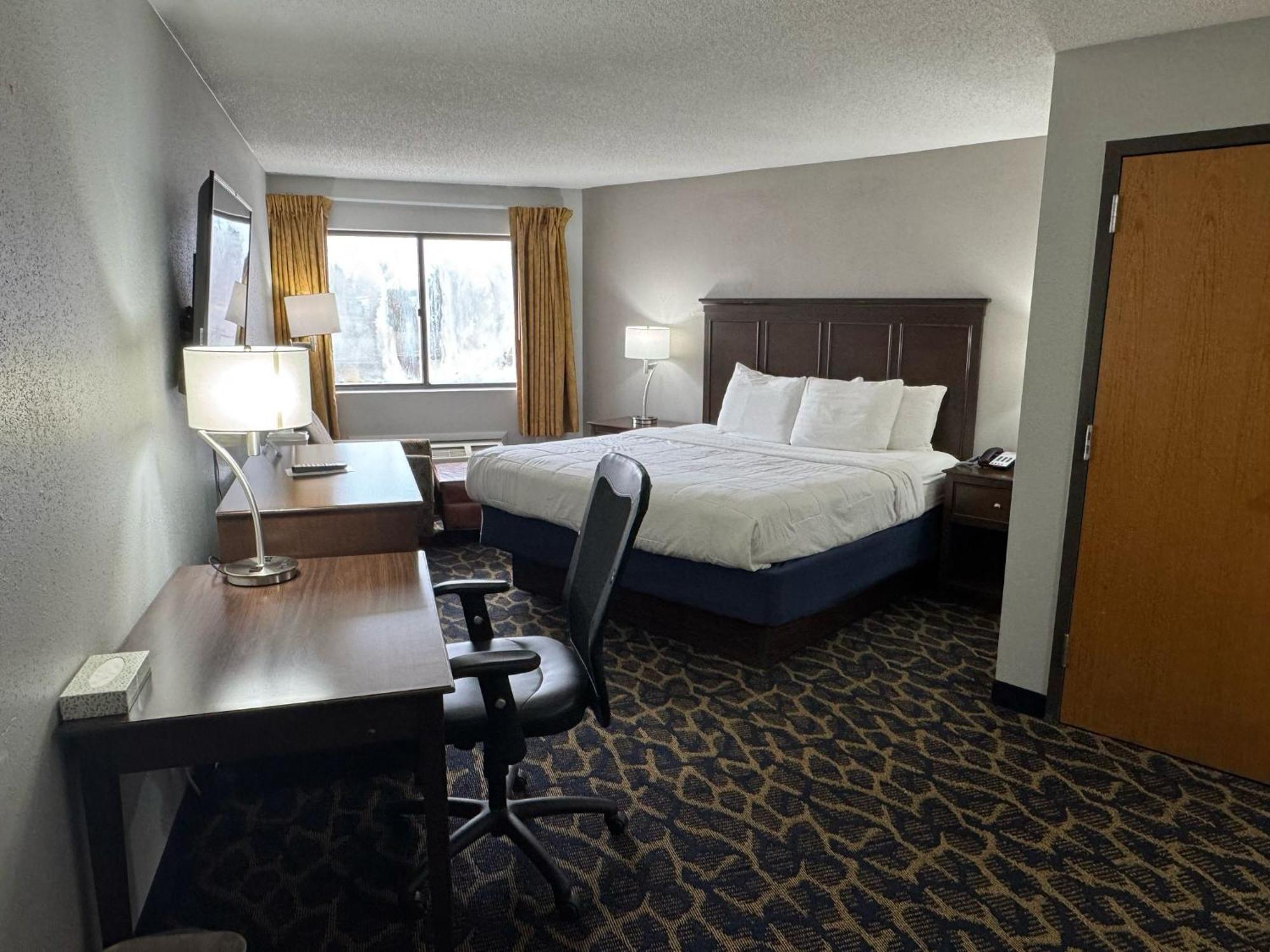 Greenlight Inn & Suites St James Saint James Екстериор снимка